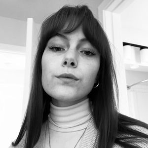 Meet your Posher, Kayla